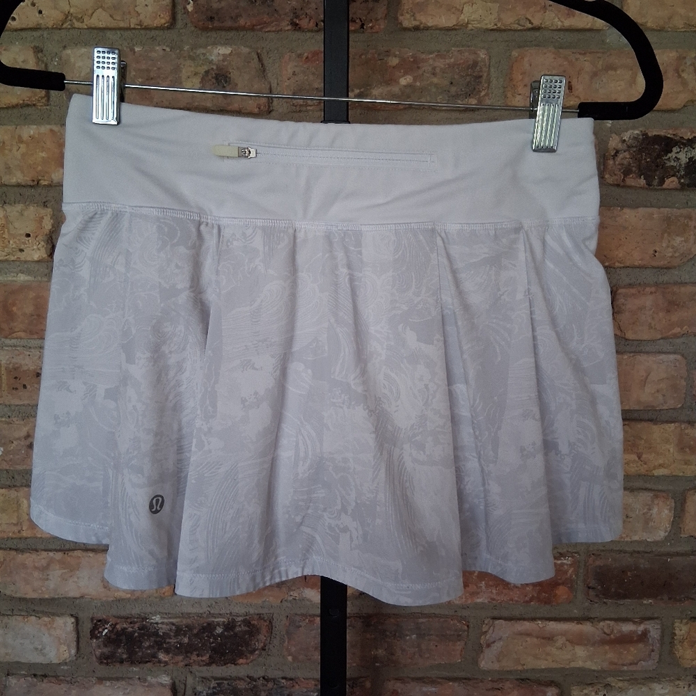 LULULEMON PACE RIVAL MID RISE SKIRT SIZE 4 - Picture 2 of 6